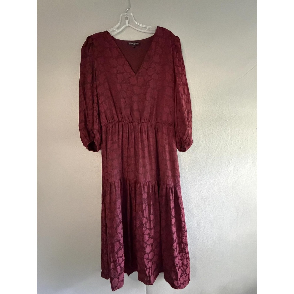 Banana Republic Dress Womens M Red Floral Jacquard V Neck Midi Lined 3/4 Sleeve